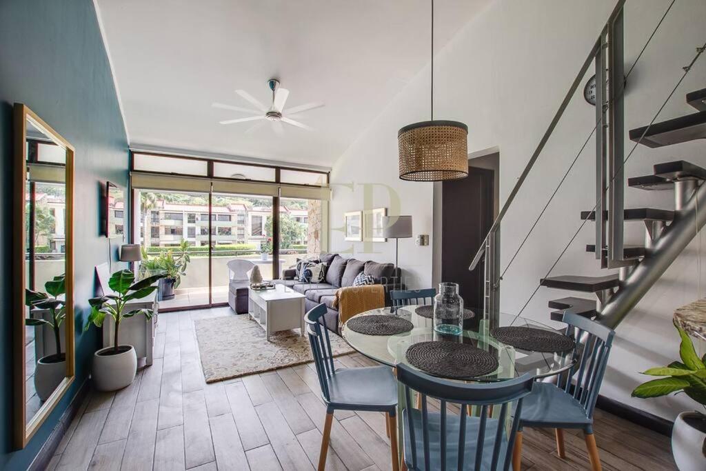 Cr Mariposa Rentals Lakeview Penthouse With Office Space, Pool, Gym, Tennis Santa Ana  Exterior foto