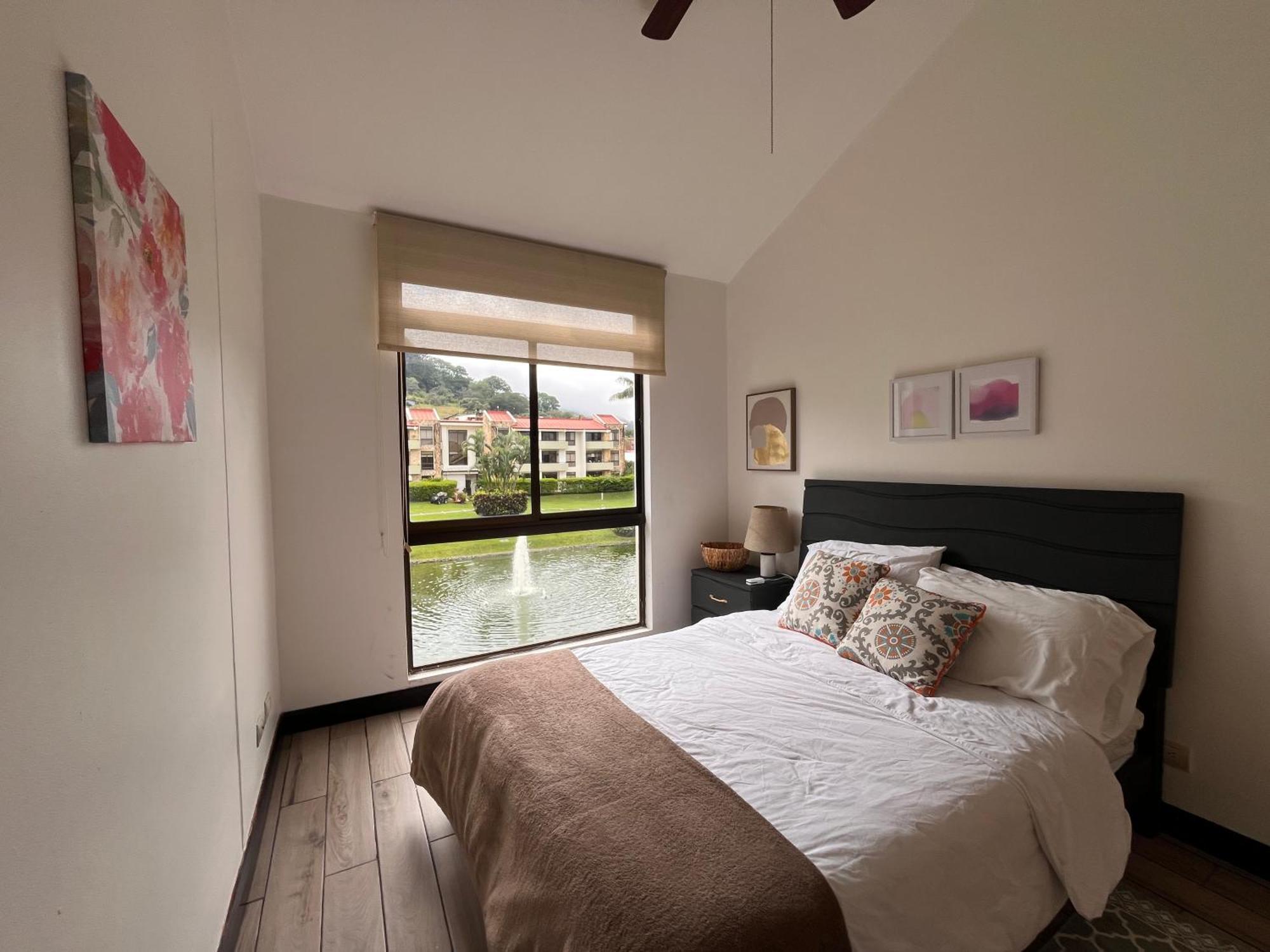 Cr Mariposa Rentals Lakeview Penthouse With Office Space, Pool, Gym, Tennis Santa Ana  Exterior foto